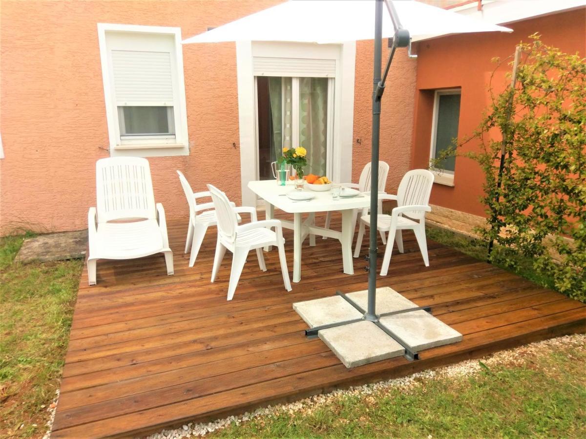 Blue Place W. Terrace Apartment Porec Bagian luar foto
